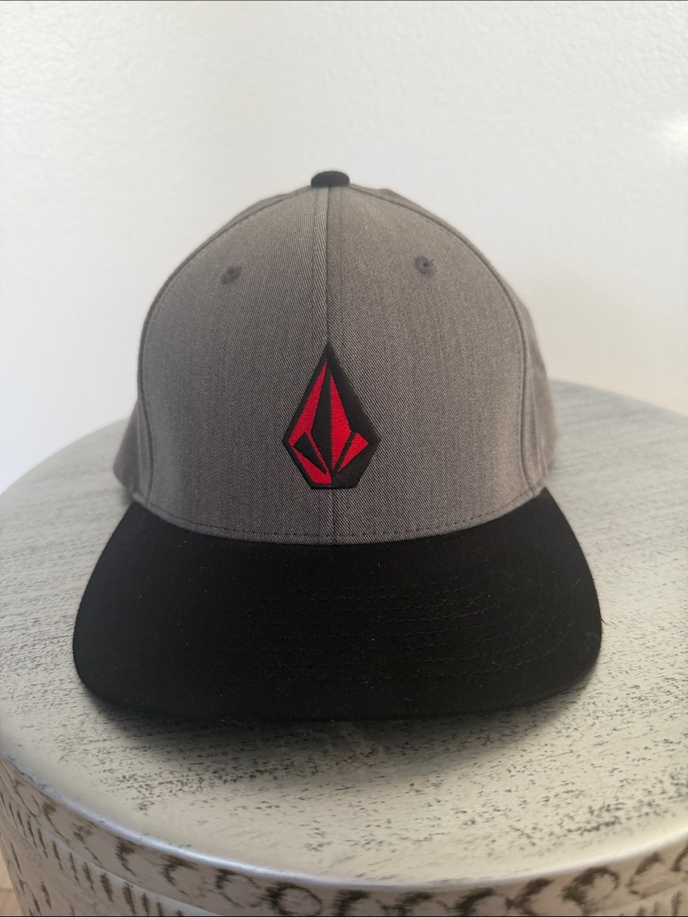Volcom Gray Crown Black Brim Flexfit with Red Logo